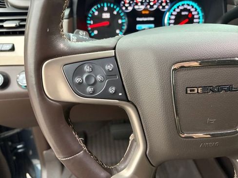 Used 2019 GMC Yukon Denali w/ Denali Ultimate Package AWD/4WD image 6
