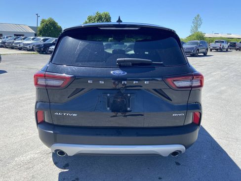 Used 2025 Ford Escape Active AWD/4WD image 9