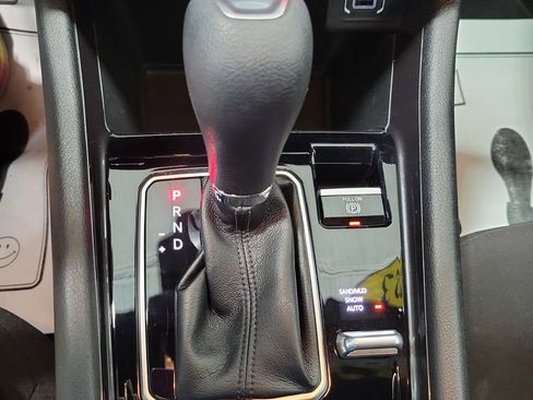 Used 2023 Jeep Compass Sport AWD/4WD image 35