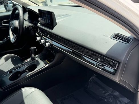 Certified 2024 Honda Civic Touring image 18