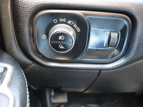 Used 2024 RAM 2500 Big Horn AWD/4WD image 19