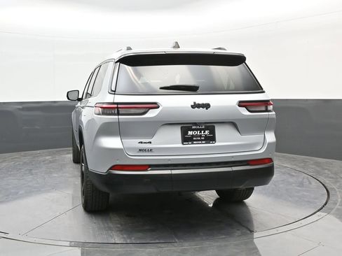 Used 2023 Jeep Grand Cherokee L Laredo AWD/4WD image 6