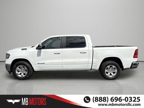 Used 2023 RAM 1500 Laramie AWD/4WD image 2