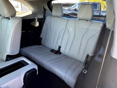 Used 2023 Acura MDX TECHNOLOGY 2WD image 45