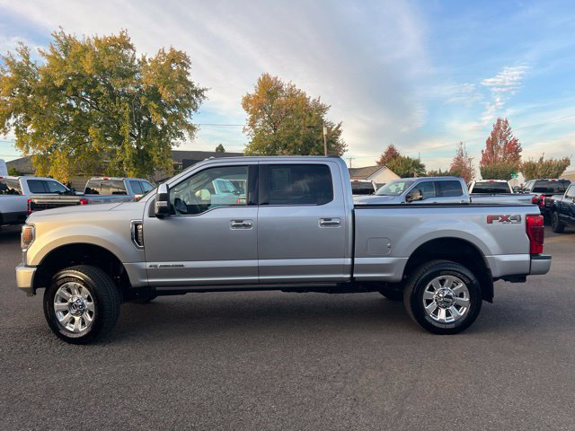 Used 2022 Ford F350 Platinum w/ FX4 Off-Road Package AWD/4WD image 2
