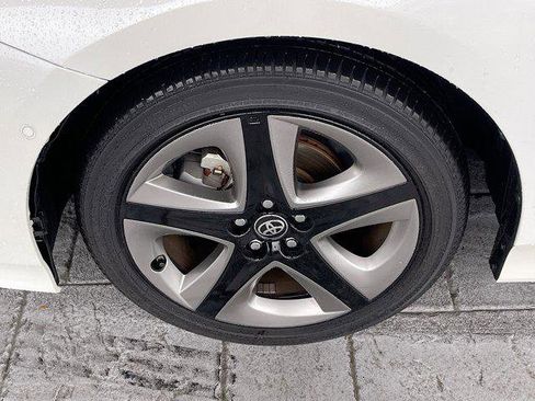 Certified 2020 Toyota Prius Limited FWD image 30