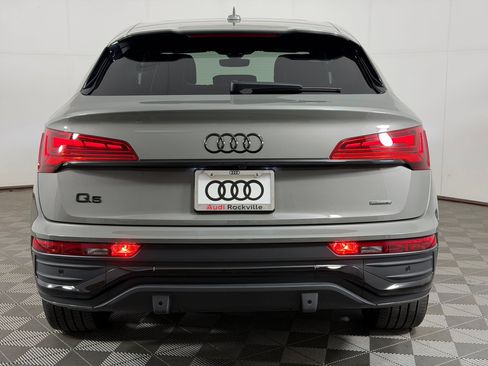 Used 2023 Audi Q5 2.0T Premium Plus w/ Premium Plus Package AWD/4WD image 10