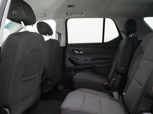 Used 2021 Chevrolet Traverse LT AWD/4WD image 21