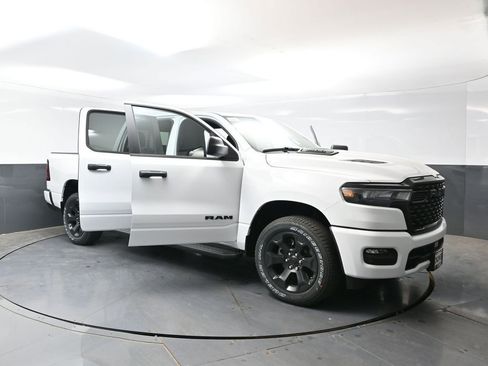 New 2026 RAM 1500 Express AWD/4WD image 45