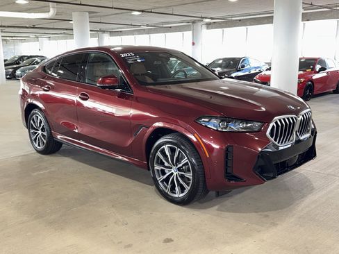Certified 2025 BMW X6 xDrive40i image 2