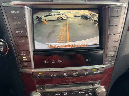 Used 2011 Lexus LS 460 image 22