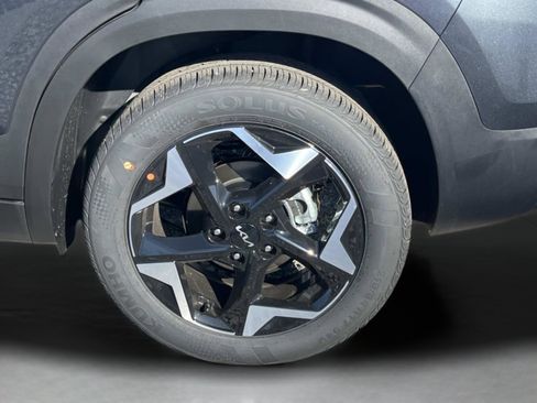 New 2026 Kia Seltos S image 13