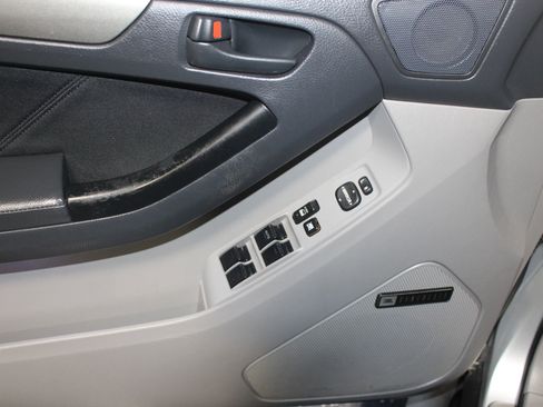 Used 2006 Toyota 4Runner Sport image 6