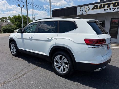 Used 2022 Volkswagen Atlas SE w/ Panoramic Sunroof Package AWD/4WD image 9