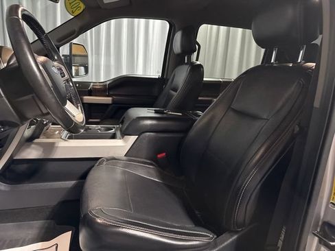 Used 2017 Ford F250 Lariat w/ Chrome Package AWD/4WD image 11