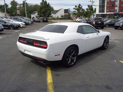 Used 2018 Dodge Challenger R/T Plus image 12