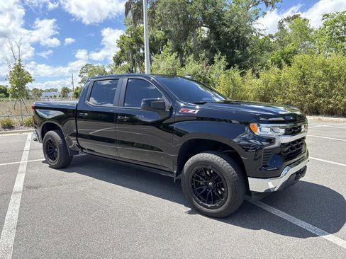 Used 2025 Chevrolet Silverado 1500 LT w/ Z71 Off-Road Package AWD/4WD image 1