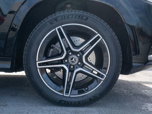 Certified 2023 Mercedes-Benz GLS 450 4MATIC image 13