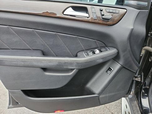 Used 2015 Mercedes-Benz GL 450 GL 450 image 14