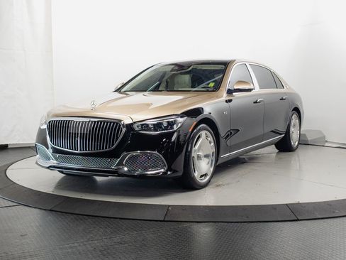 Used 2024 Mercedes-Benz Maybach S 680 4MATIC image 3
