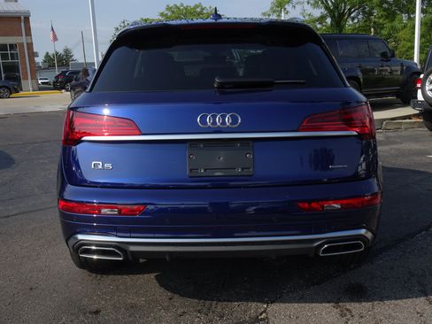 Certified 2023 Audi Q5 2.0T Premium Plus w/ Premium Plus Package AWD/4WD image 4