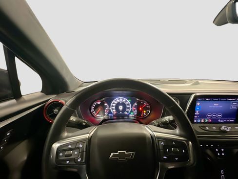 Used 2022 Chevrolet Blazer RS w/ Enhanced Convenience Package image 7