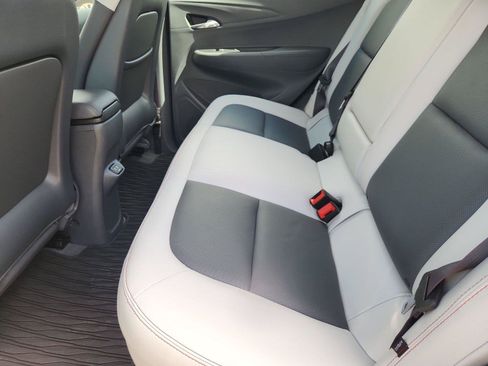 Used 2017 Chevrolet Bolt Premier w/ Driver Confidence II Package FWD image 23