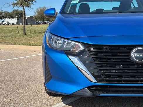 Used 2024 Nissan Sentra SV image 4