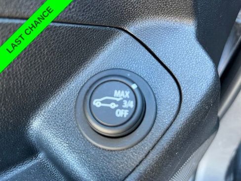 Used 2023 GMC Terrain AT4 image 12