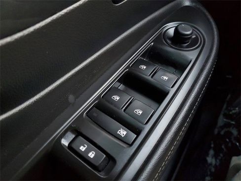 Used 2020 Buick Encore Preferred w/ Safety Package image 20