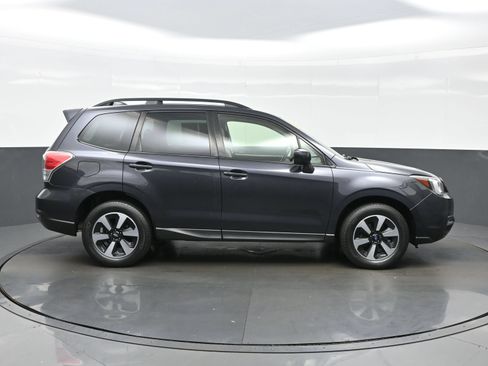 Used 2018 Subaru Forester 2.5i Premium AWD/4WD image 7