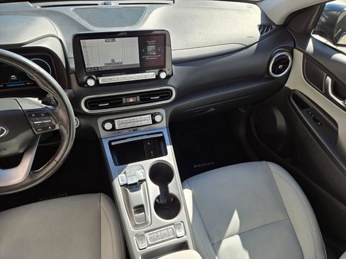 Used 2022 Hyundai Kona Limited image 15
