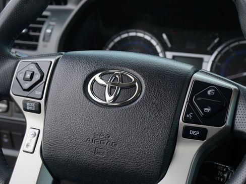 Used 2019 Toyota 4Runner Limited image 15