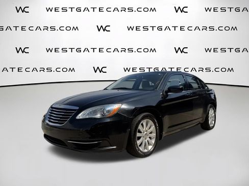 Used 2012 Chrysler 200 Touring FWD image 1