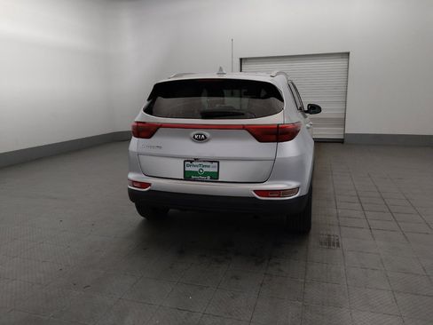 Used 2018 Kia Sportage LX w/ LX Popular Package AWD/4WD image 7