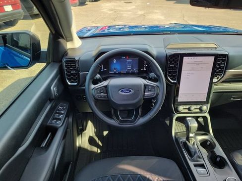 Used 2025 Ford Ranger XLT w/ Equipment Group 301A High AWD/4WD image 10