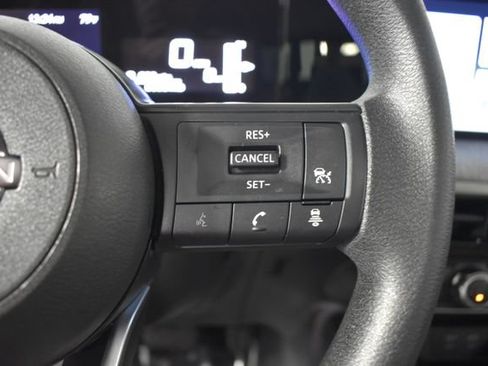 Certified 2025 Nissan Kicks SV w/ SV Premium Package AWD/4WD image 15