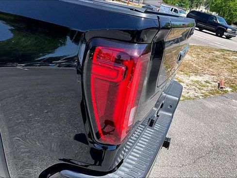 Used 2024 GMC Sierra 1500 Denali Ultimate AWD/4WD image 19