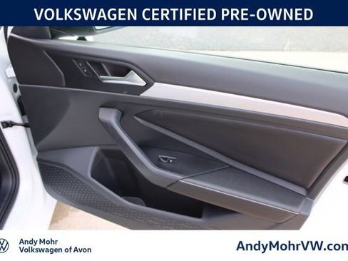 Used 2026 Volkswagen Jetta Sport FWD image 19