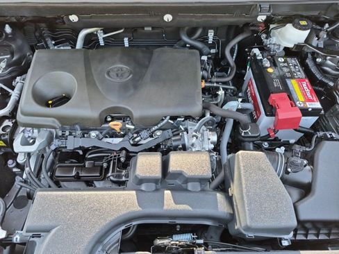 Used 2024 Toyota RAV4 LE FWD image 22