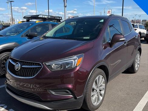 Used 2018 Buick Encore Preferred FWD image 1