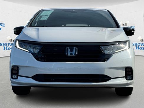 Used 2023 Honda Odyssey Sport image 6