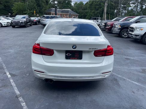 Used 2017 BMW 330i Sedan RWD image 7