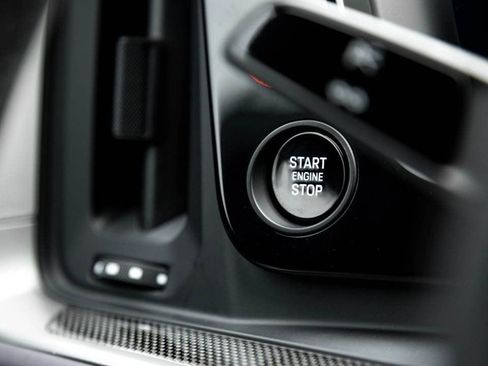 New 2026 Porsche Cayenne S image 17