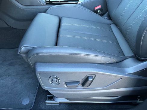 New 2025 Audi Q5 Prestige image 11