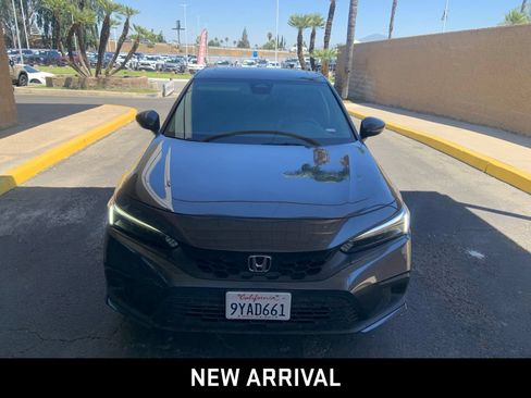 Used 2024 Honda Civic EX-L image 2