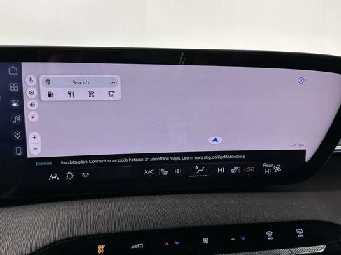 Used 2025 Buick Enclave Sport Touring image 18