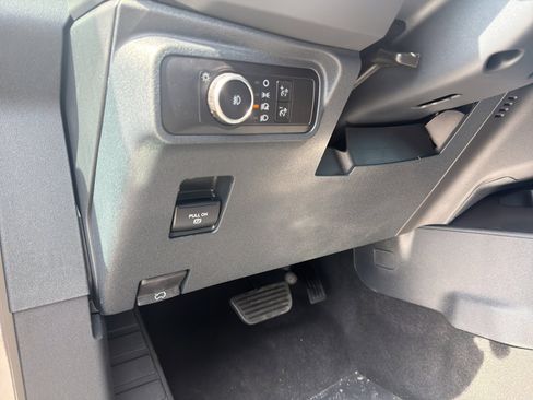 New 2026 Ford Bronco Outer Banks AWD/4WD image 22