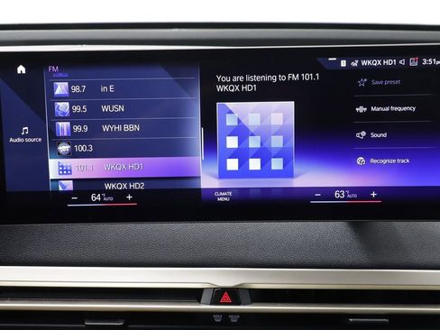 Certified 2023 BMW iX xDrive50 w/ Premium Package image 10