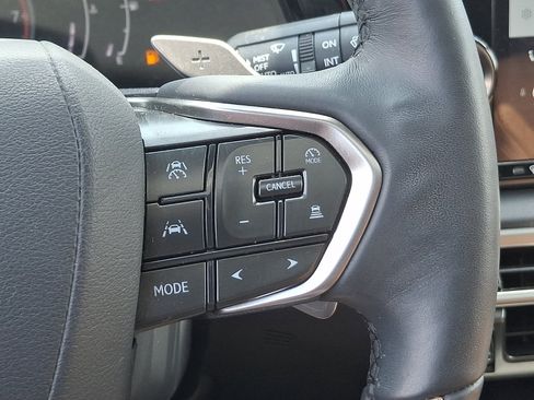 Used 2023 Lexus RX 350 Premium w/ Accessory Package AWD/4WD image 22